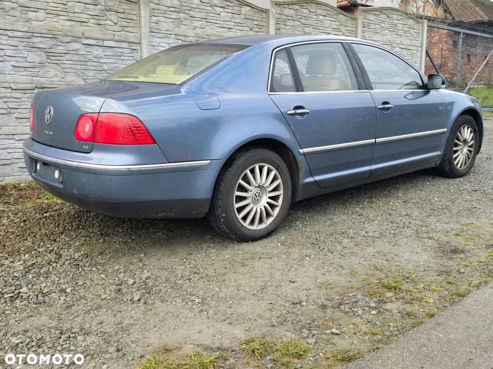 Volkswagen Phaeton - 4