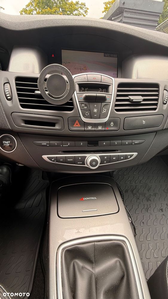 Renault Laguna - 12