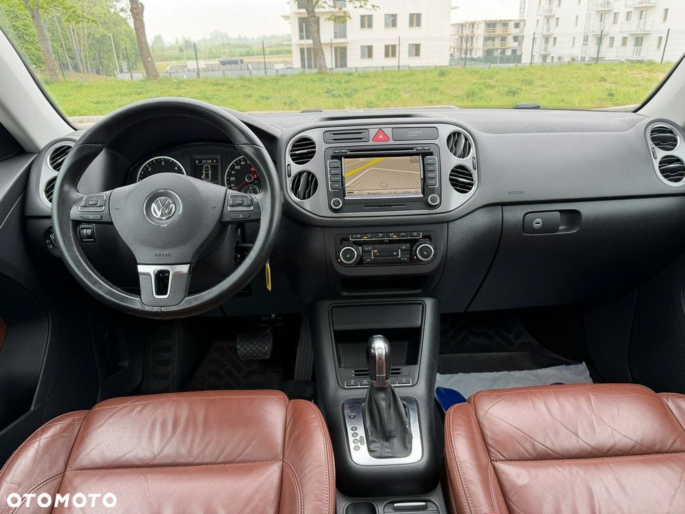 Volkswagen Tiguan 2.0 TDI DPF 4Motion BlueMotion Technology DSG Exclusive - 21