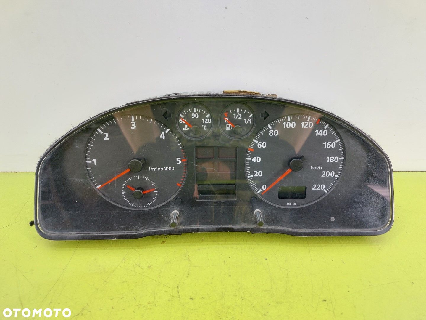 Licznik Audi A4 B5 1995-2001 1.9 TDI 110 KM VDO 88311225 EUROPA - 1