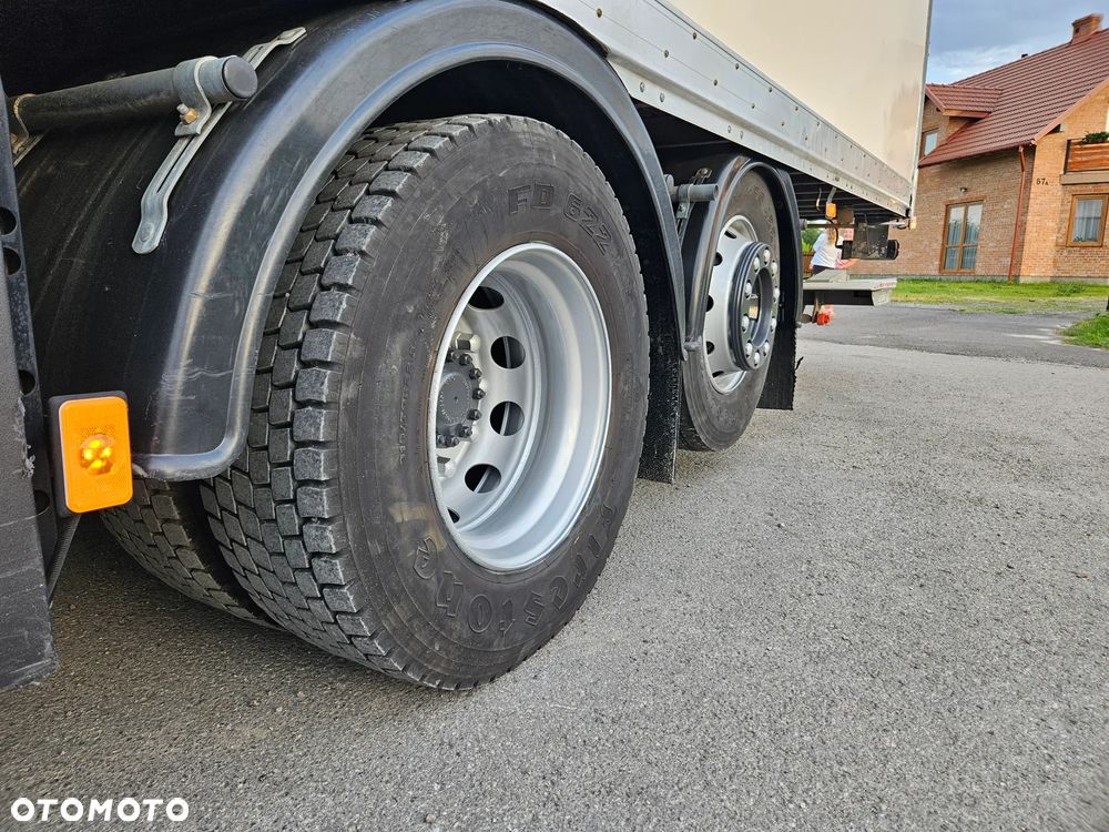 Volvo FM 370*6x2*IZOTERMA*WINDA*24 PALET* - 12