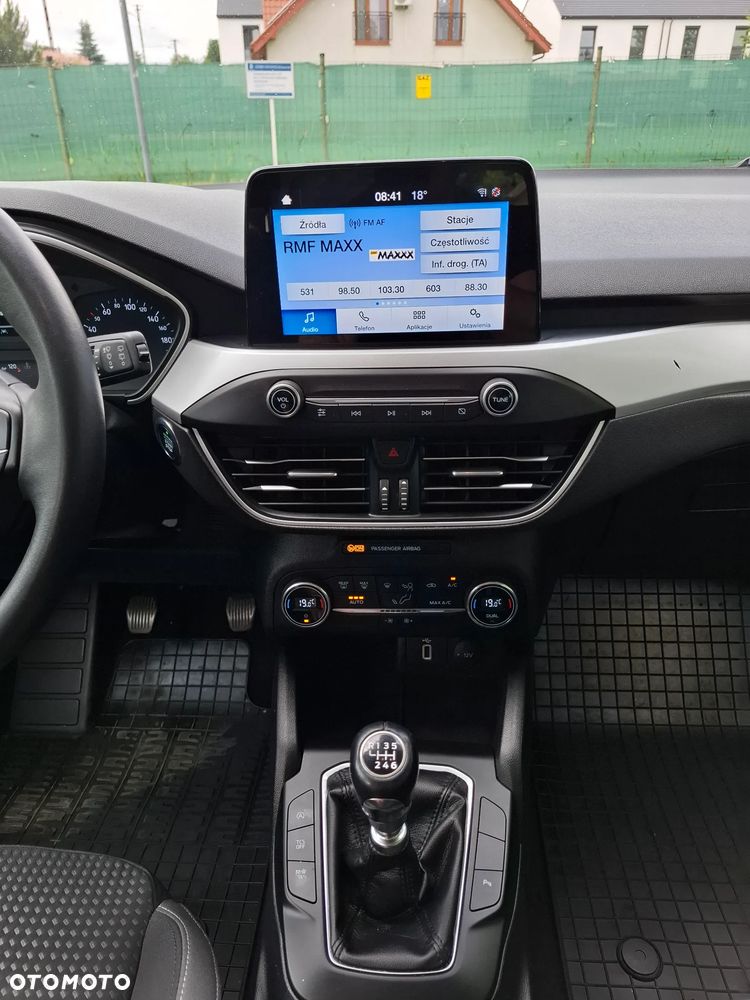 Ford Focus - 13