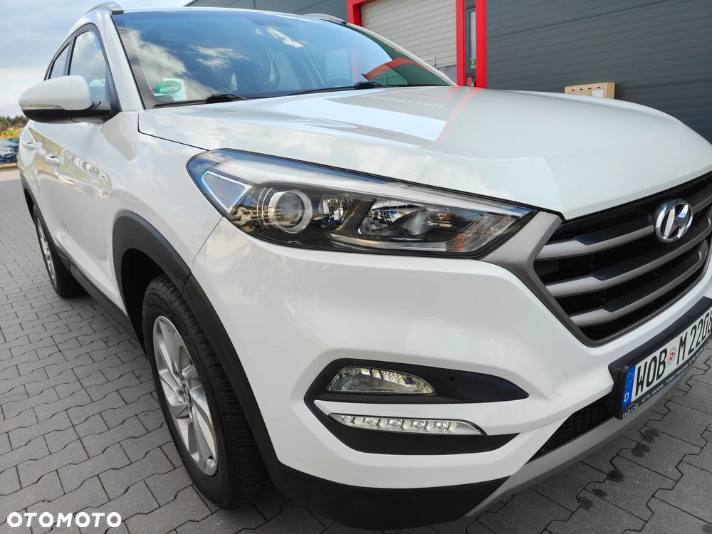 Hyundai Tucson blue 1.7 CRDi 2WD DCT Premium - 16