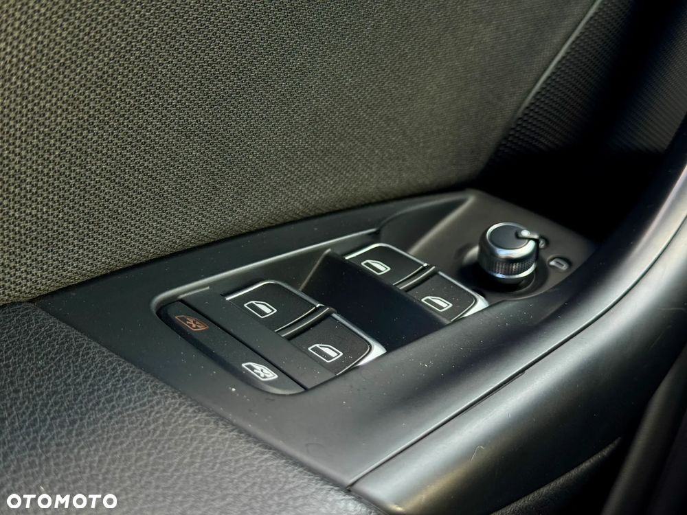 Audi Q3 2.0 TDI Quattro S tronic sport - 24