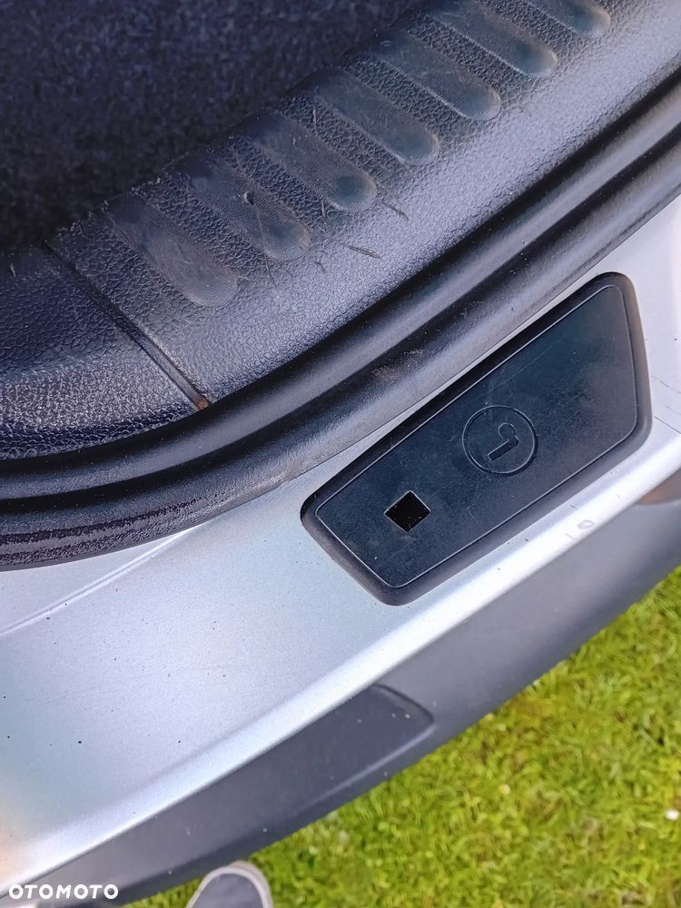 Volkswagen Tiguan 2.0 TDI 4Mot Sport DSG - 32