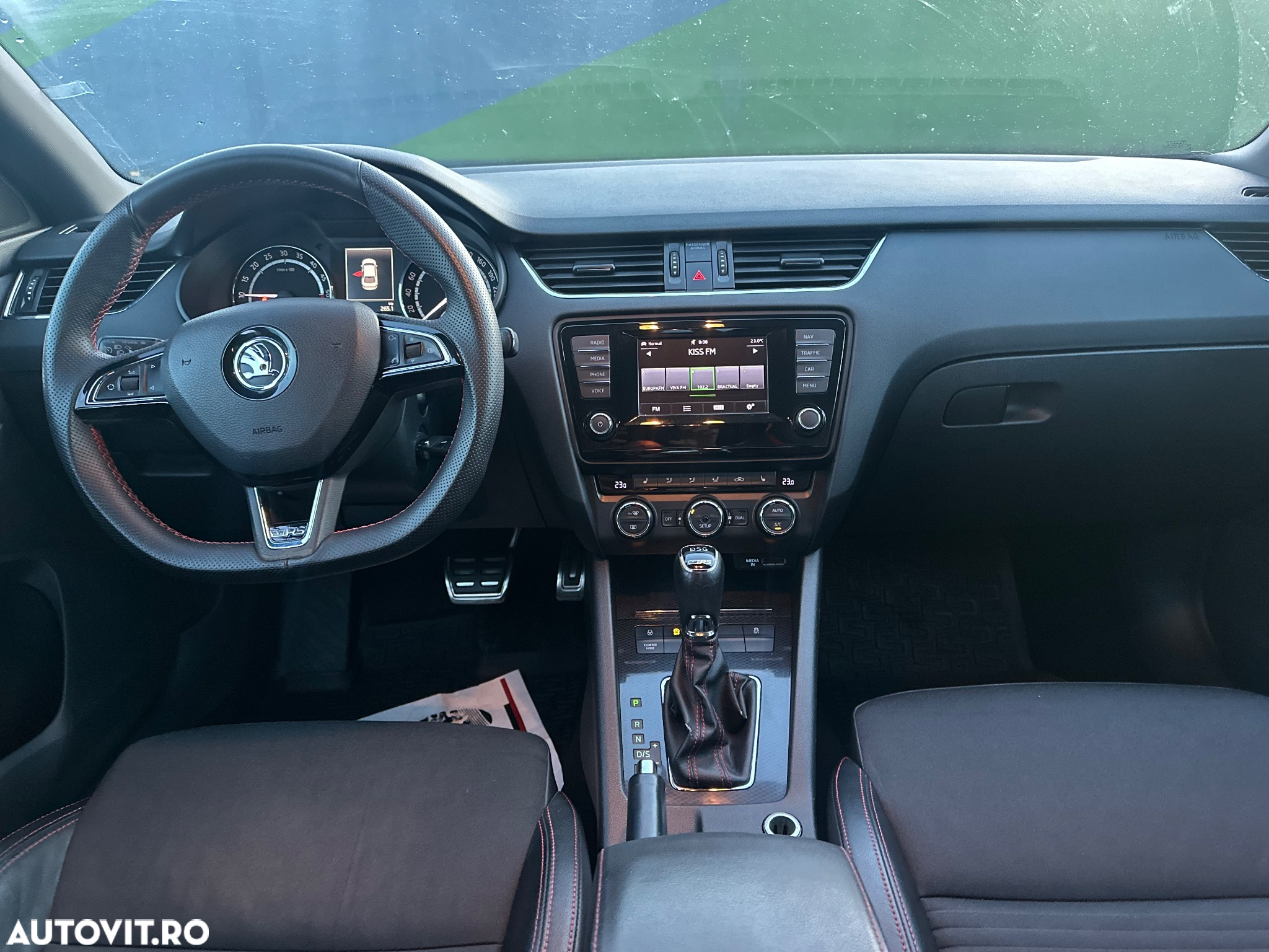 Skoda Octavia 2.0 TDI RS DSG - 18