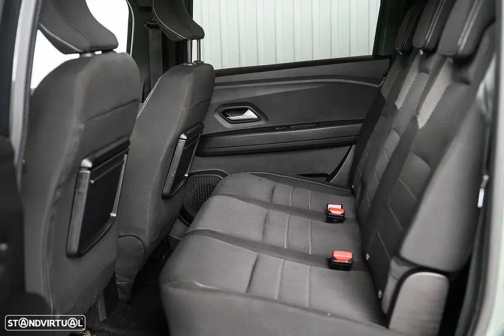 Dacia Jogger 1.0 TCe Extreme 7L - 35