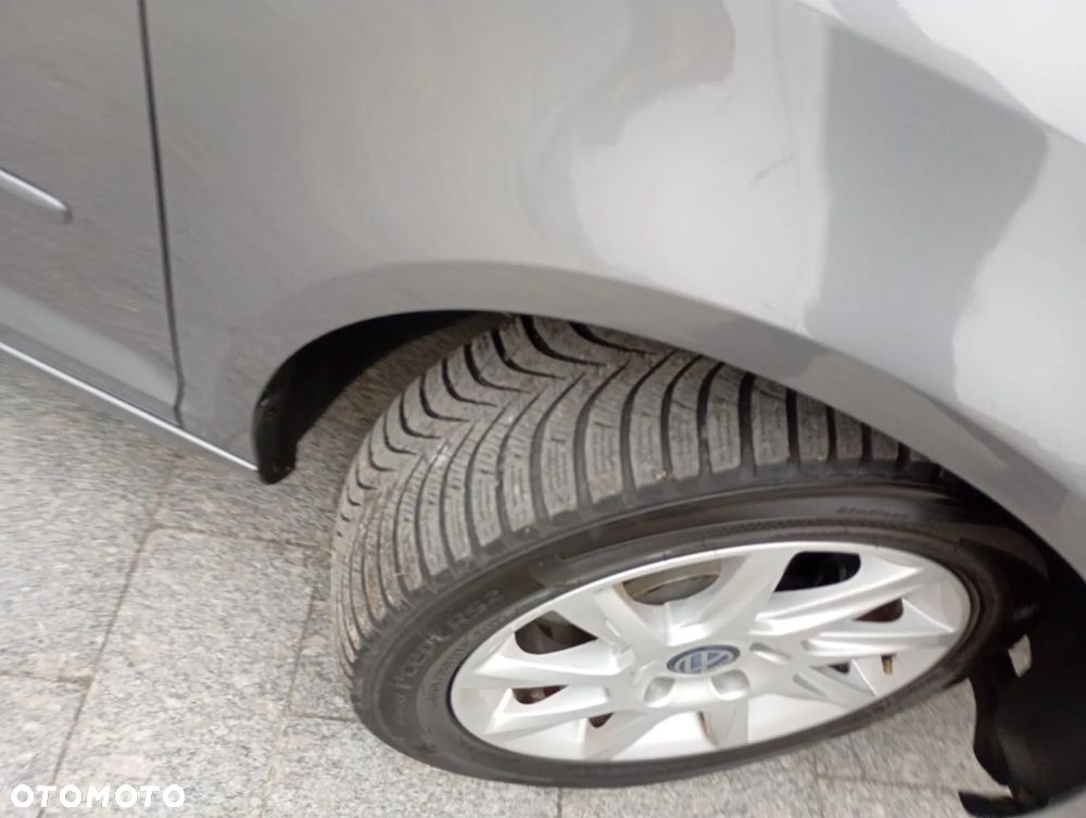 Volkswagen Golf Plus 1.6 TDI DPF Trendline - 24