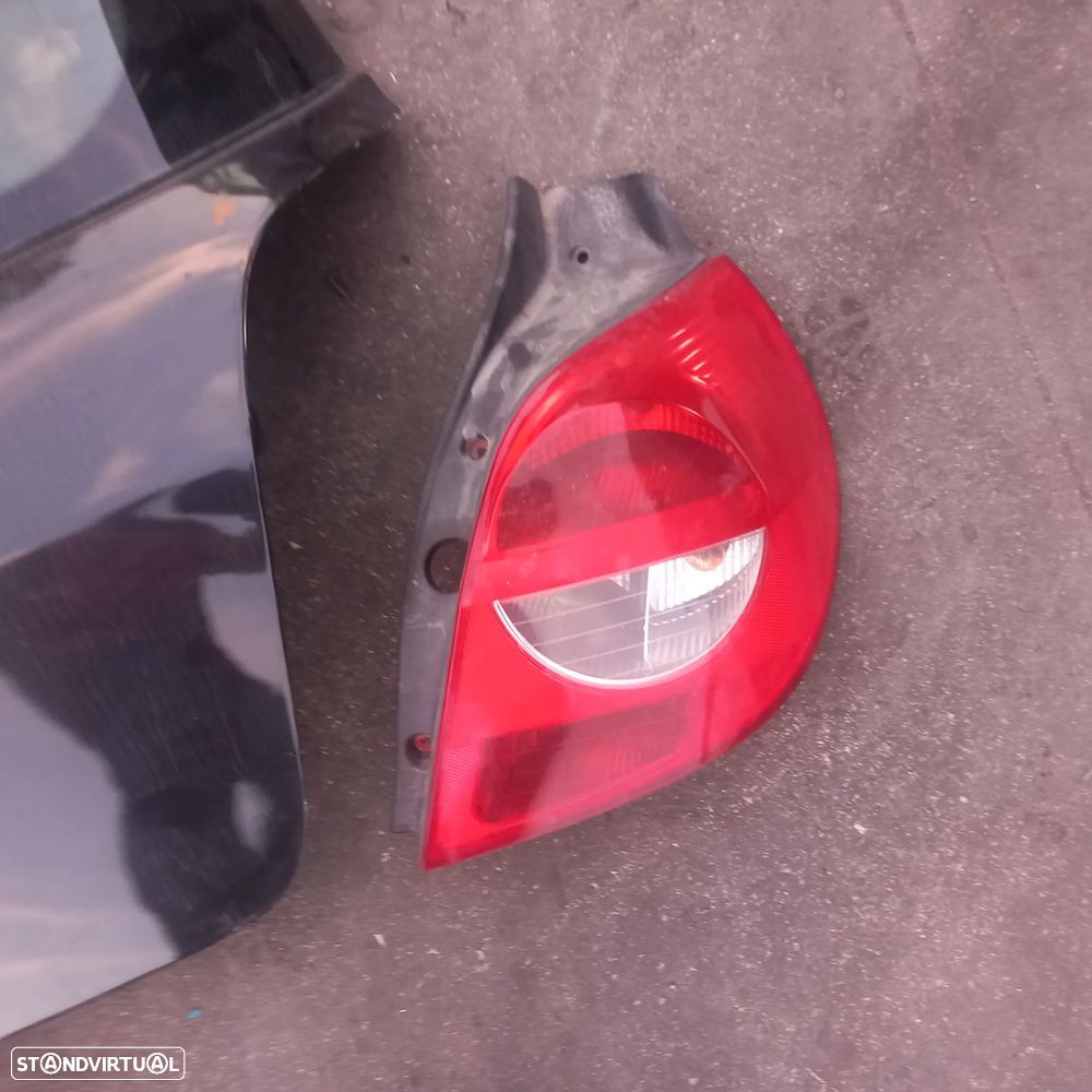 Mala e farolins renault clio 3 - 4