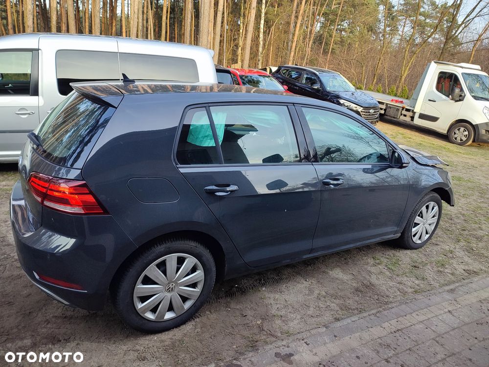 Volkswagen Golf 1.6 TDI (BlueMotion Technology) Comfortline - 30