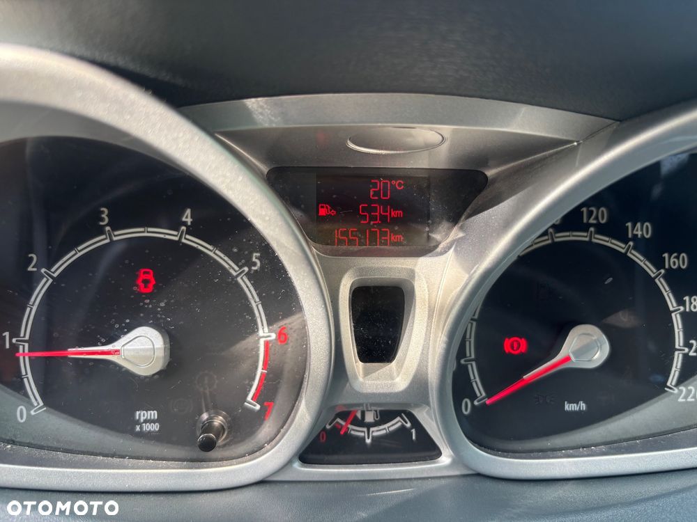 Ford Fiesta 1.4 Titanium - 16