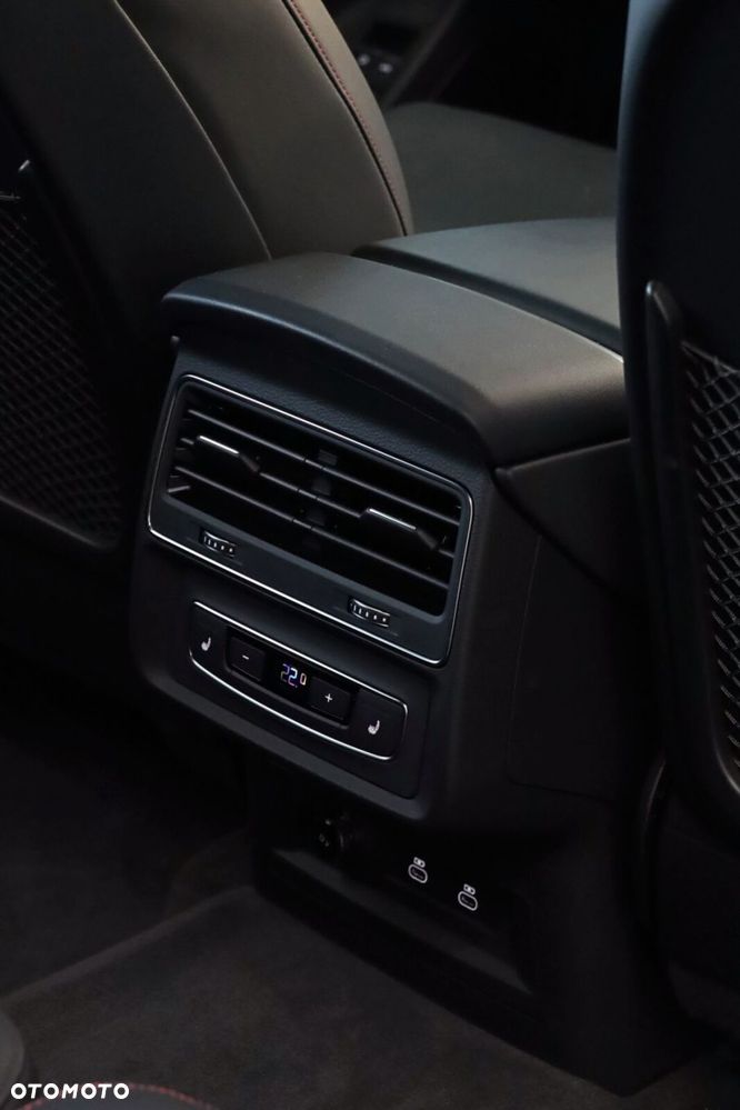 Audi Q7 60 TFSI e PHEV Quattro S Line Tiptr - 19