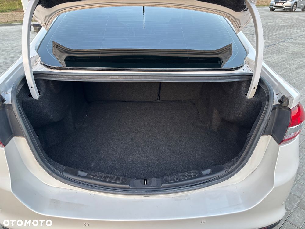 Ford Fusion 2.0 EcoBoost Titanium - 30