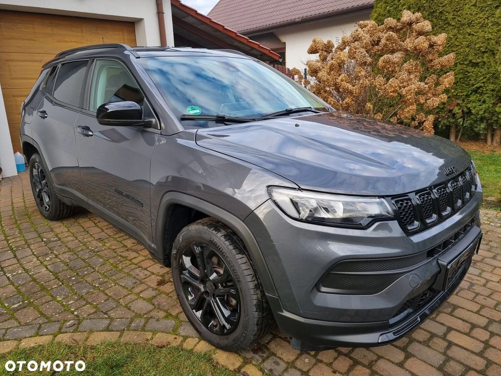 Jeep Compass 1.5 GSE T4 48V e-Hybrid Automatik Night Eagle - 11