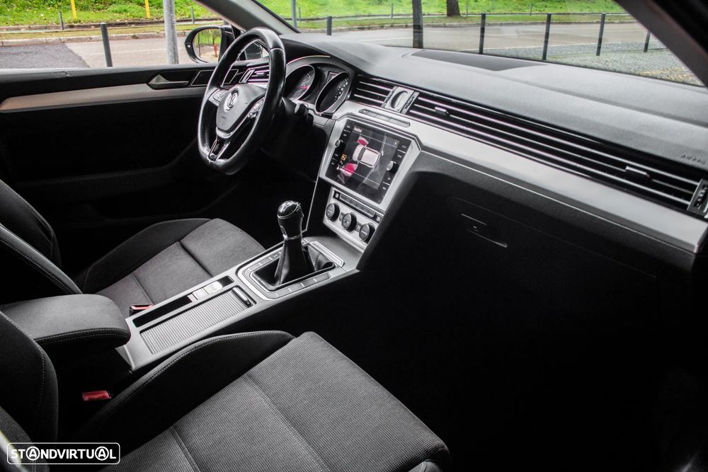 VW Passat Variant 1.6 TDI (BlueMotion ) Comfortline - 25