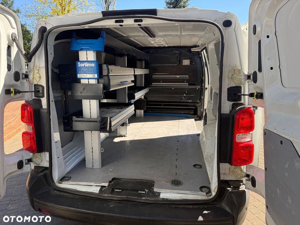 Opel VIVARO - 31