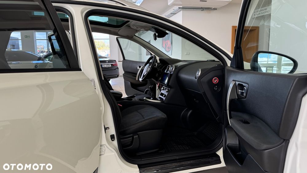 Nissan Qashqai+2 - 30