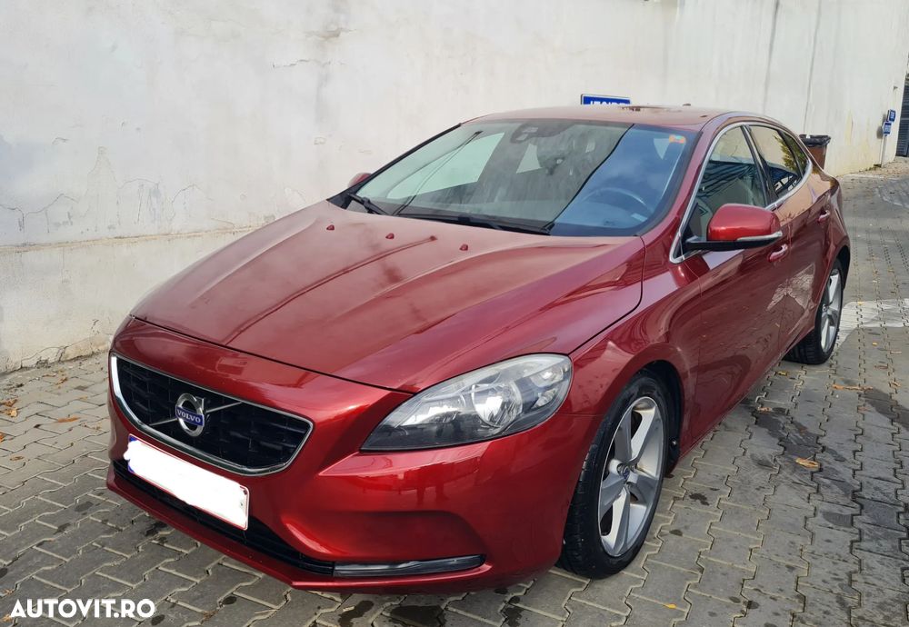 Volvo V40 2013 photo 2