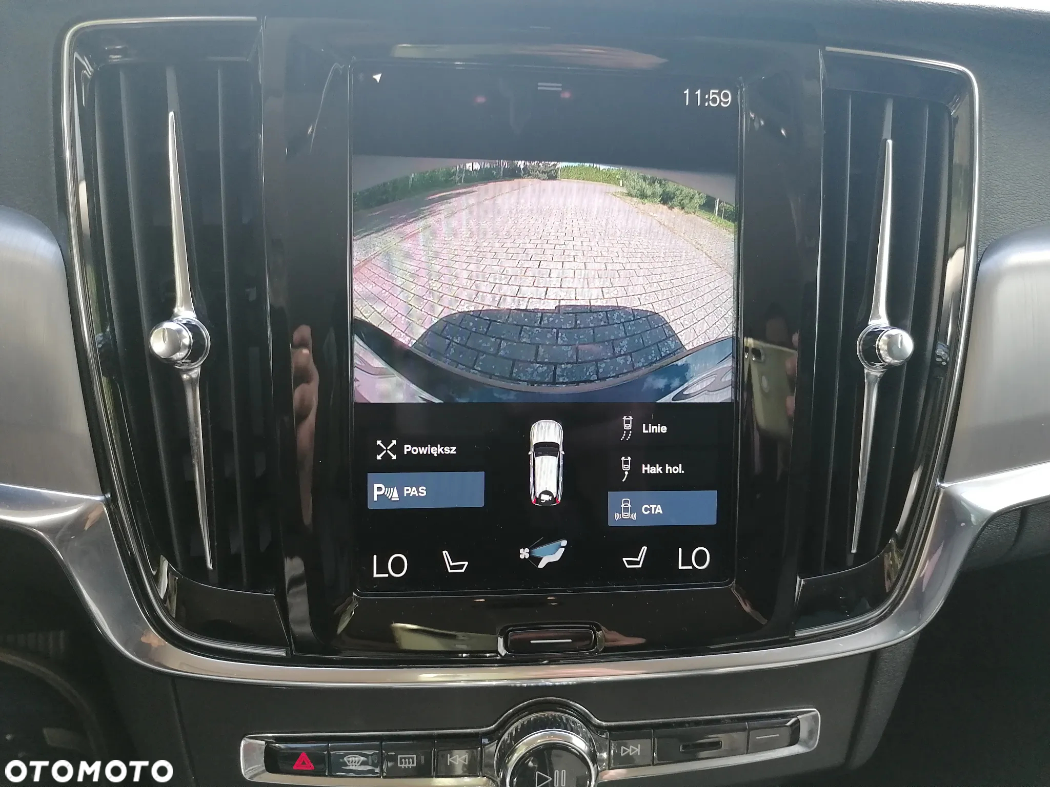 Volvo V90 D4 Momentum - 10