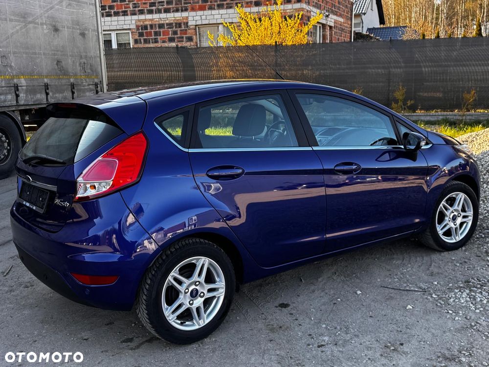 Ford Fiesta 1.0 EcoBoost Titanium - 23