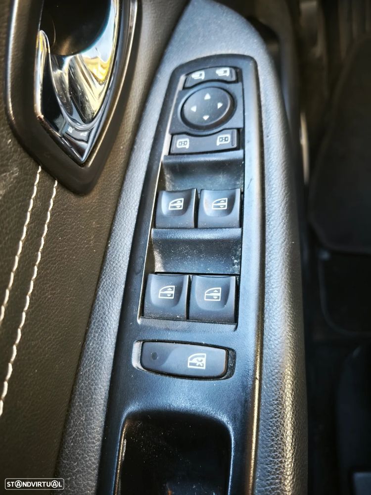 Renault Scénic 1.5 dCi Bose Edition SS - 5