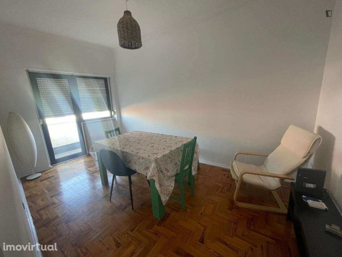 Quarto - localizado em Entrecampos Lisbon - Grande imagem: 5/13