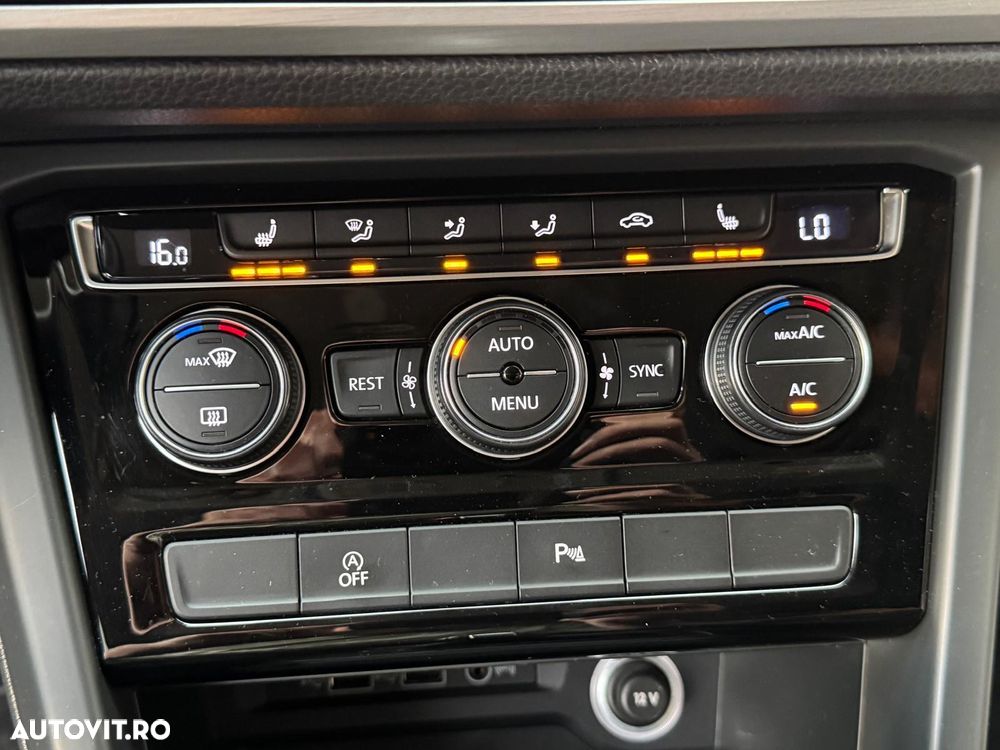 Volkswagen Touran 2.0 TDI DSG Comfortline - 29