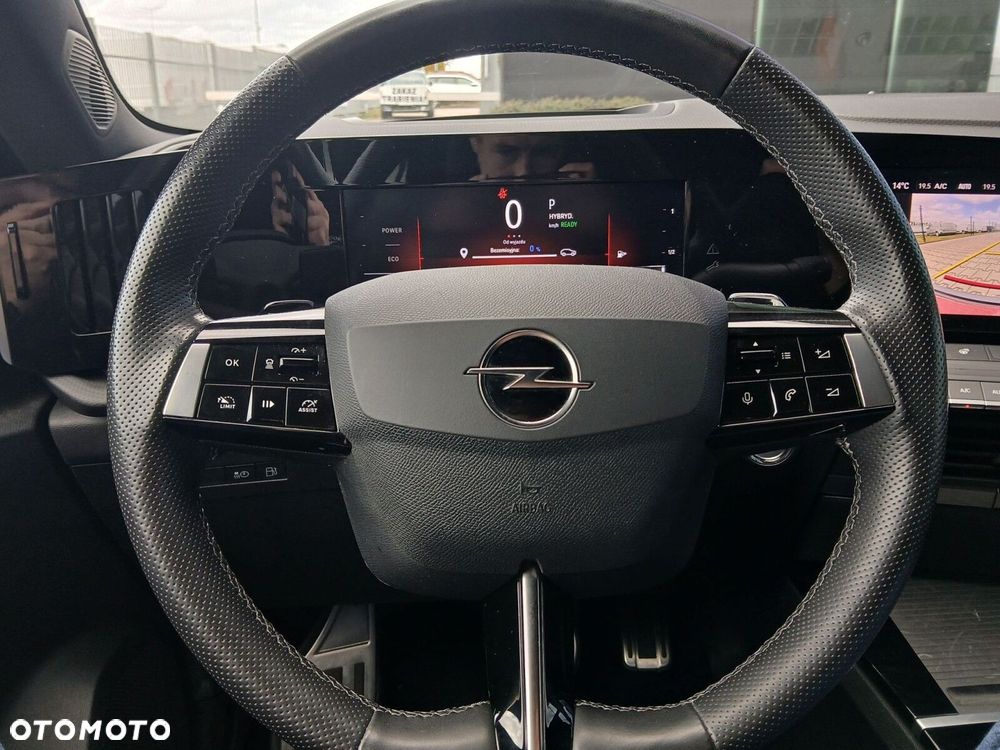 Opel Astra 1.6 T Plug-in Hybrid GS - 12