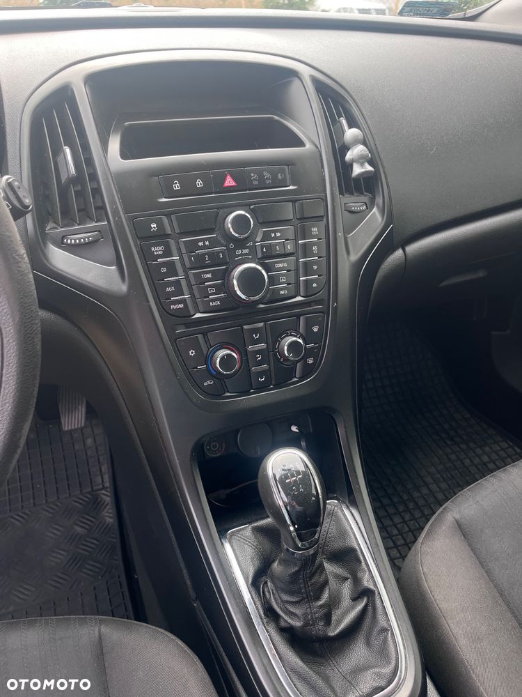 Opel Astra 1.6 - 10