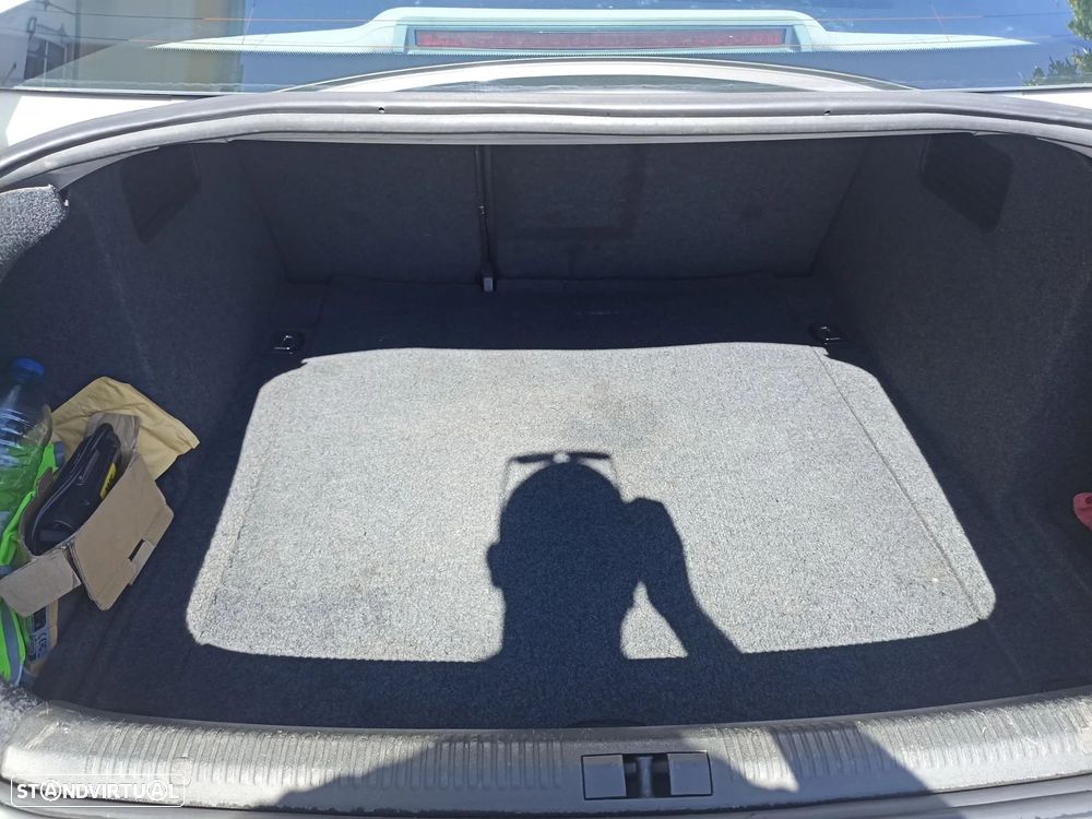 Audi A4 1.9 TDI m5 - 6
