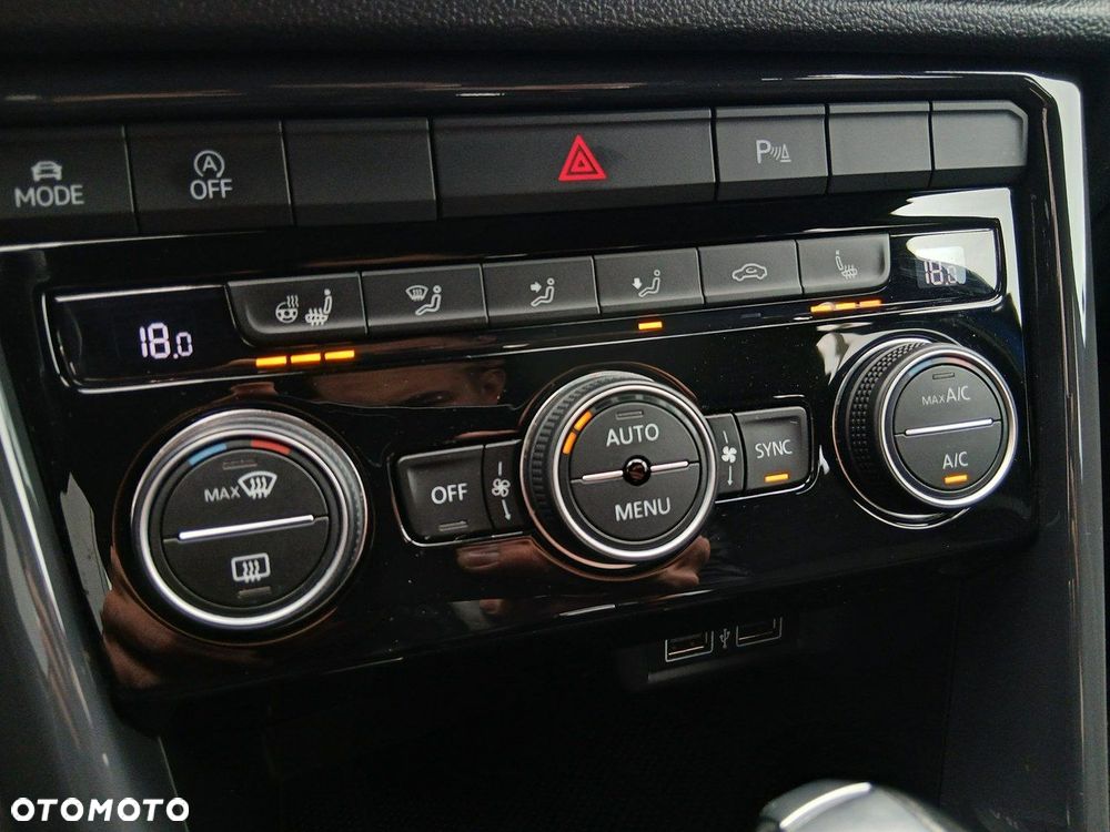 Volkswagen T-Roc - 20