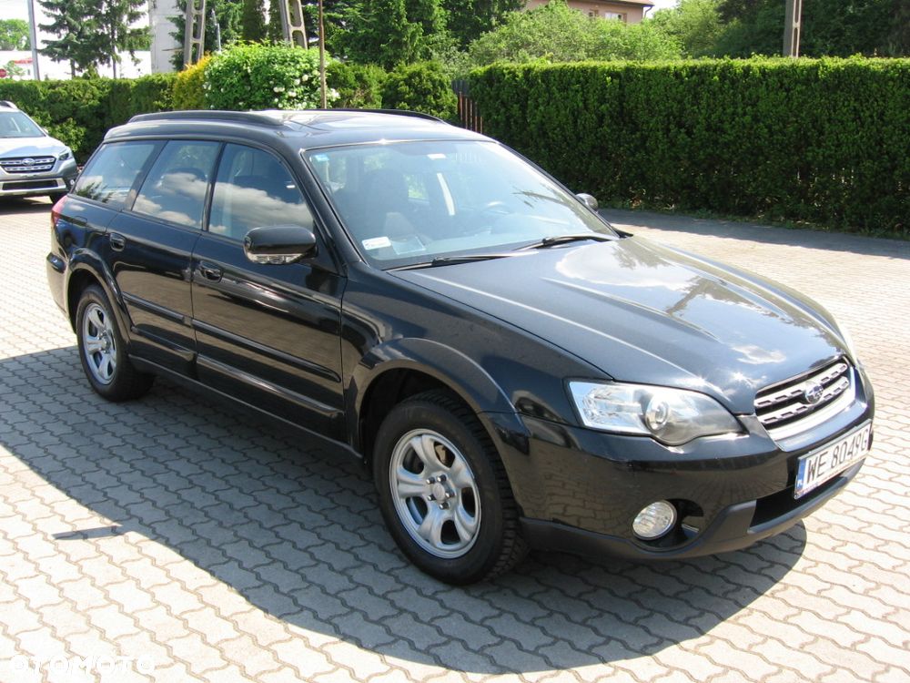 Subaru Outback 2.5i MT - 4