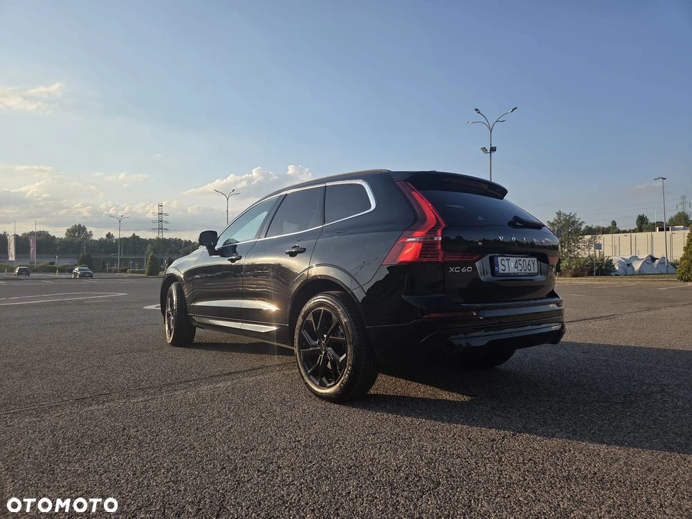 Volvo XC 60 B4 D Essential - 13