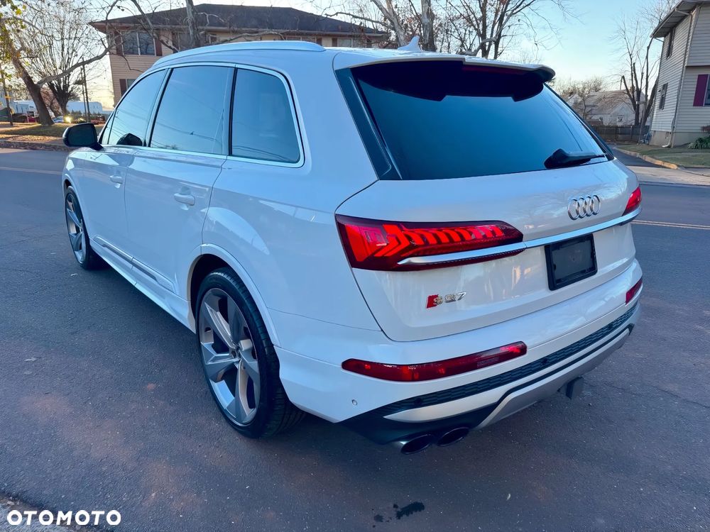 Audi SQ7 TFSI quattro tiptronic
