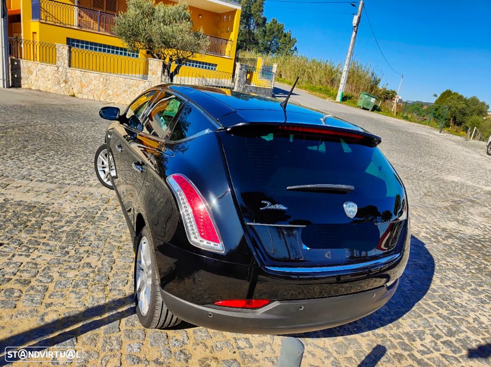 Lancia Delta 1.6 M-Jet Oro - 3