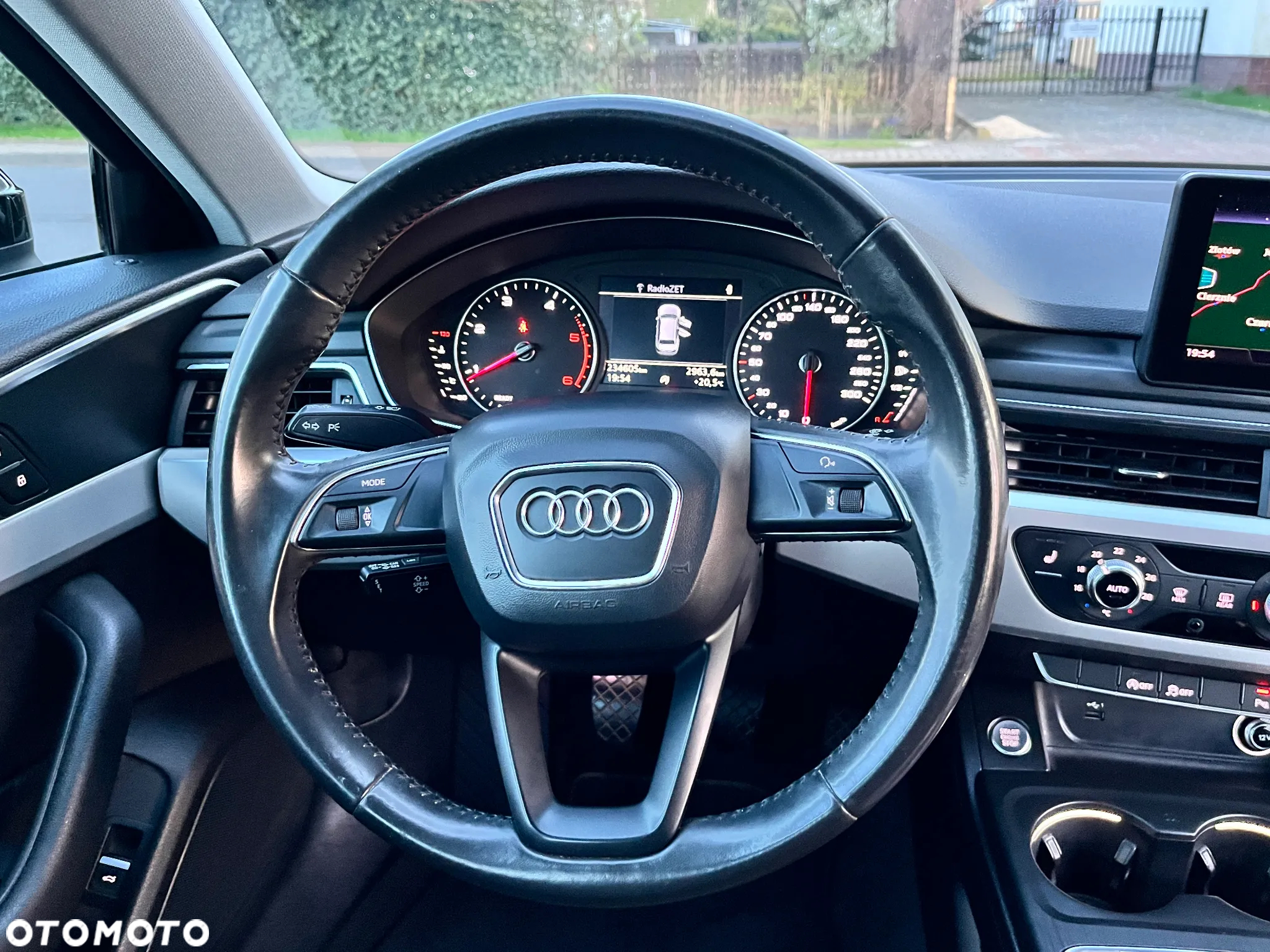 Audi A4 Avant 2.0 TDI ultra - 16