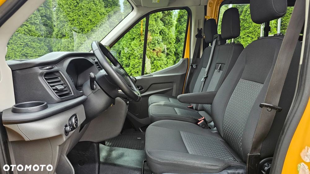 Ford Transit - 13
