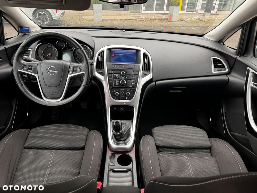 Opel Astra 1.6 Sport - 9