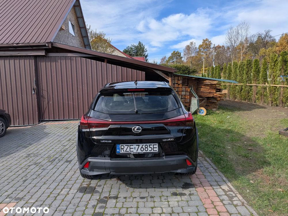 Lexus UX 200 GPF Pure 2WD - 6