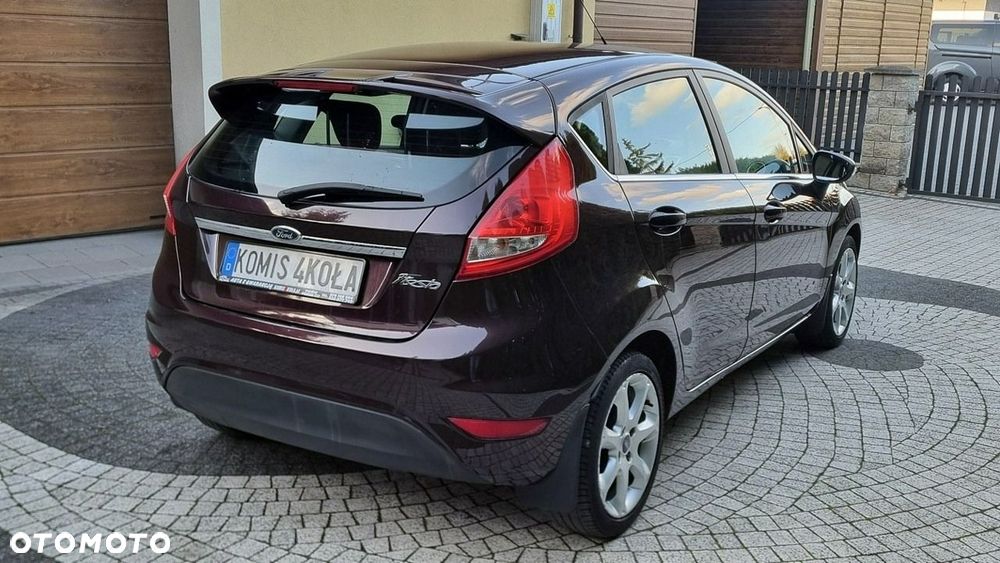 Ford Fiesta - 6
