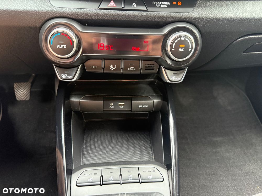 Kia Stonic 1.2 Dream-Team Edition - 32