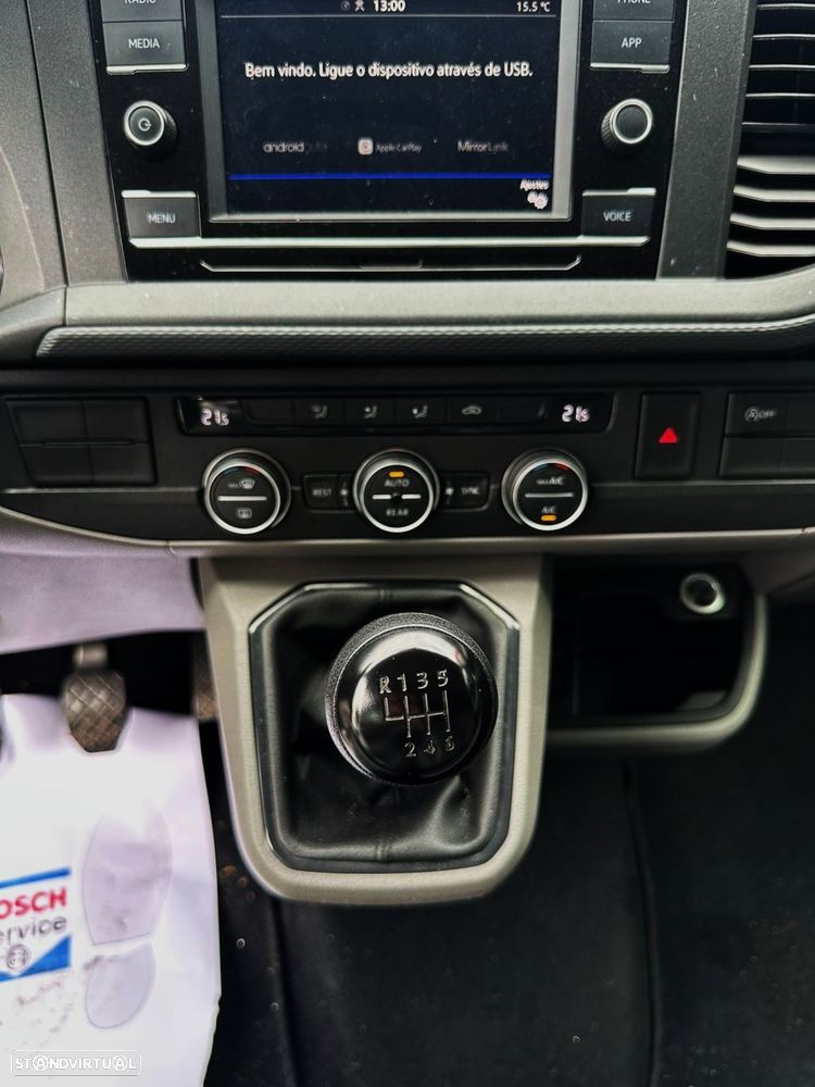 VW Caravelle 2.0 TDI Comfortline - 11