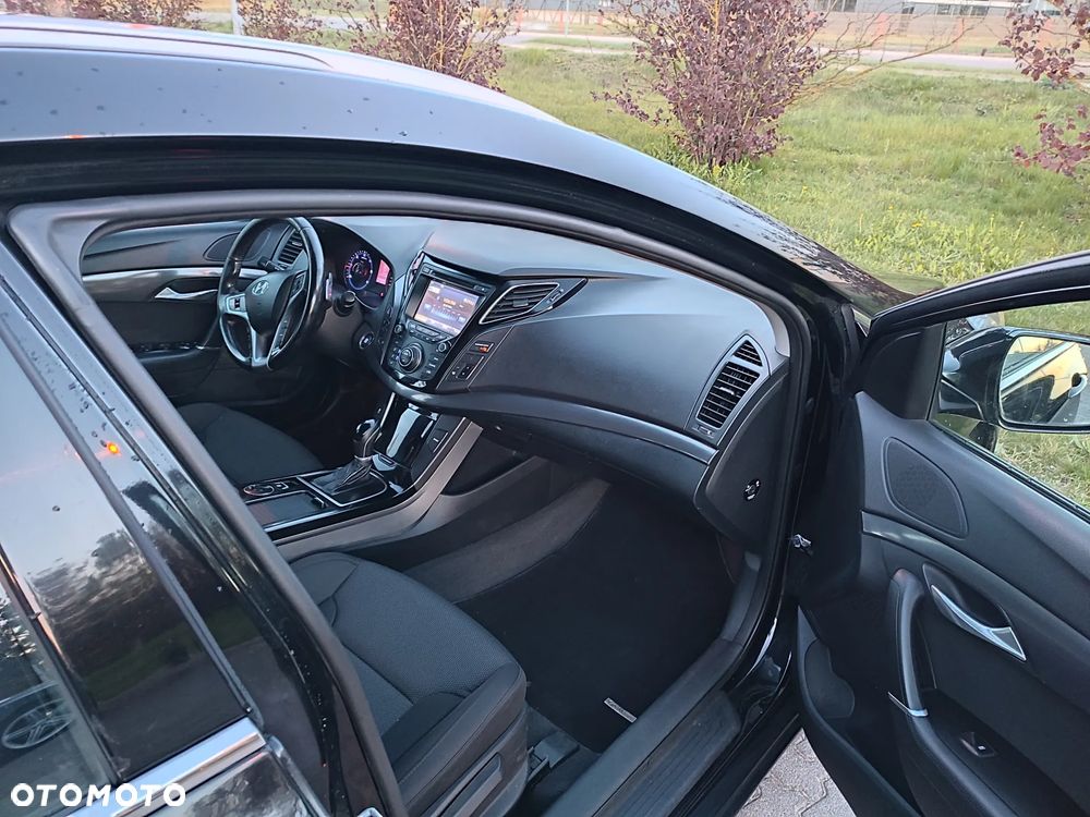 Hyundai i40 Kombi 1.7 CRDi DCT Premium - 15