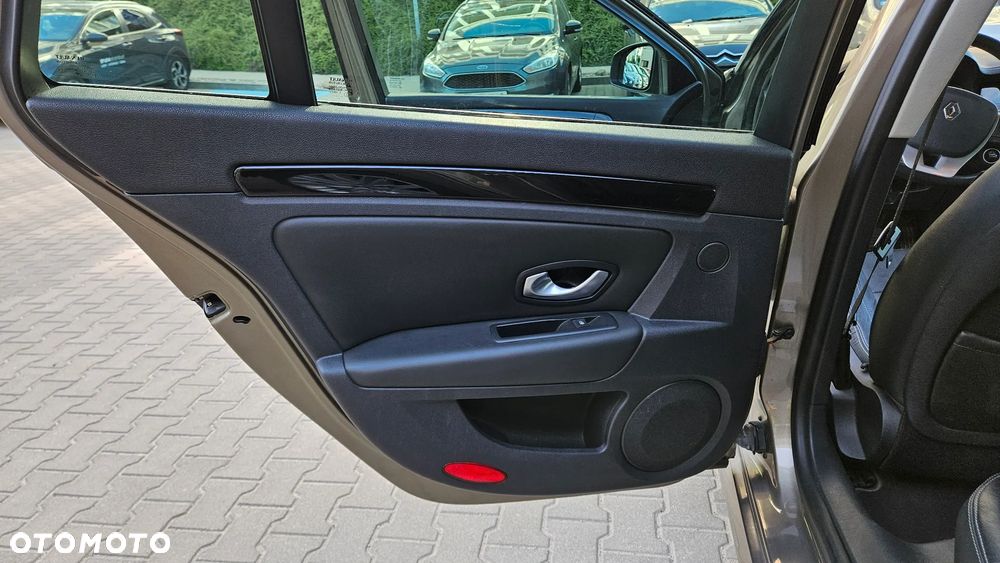 Renault Laguna dCi 175 FAP Initiale - 34