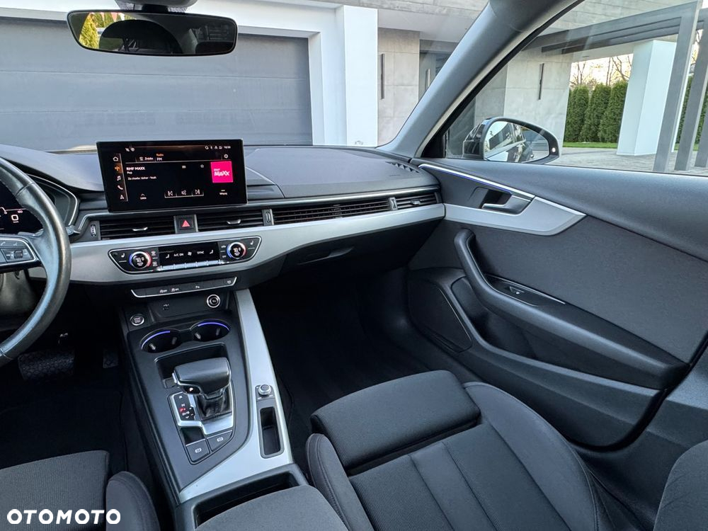 Audi A4 35 TFSI S tronic - 32