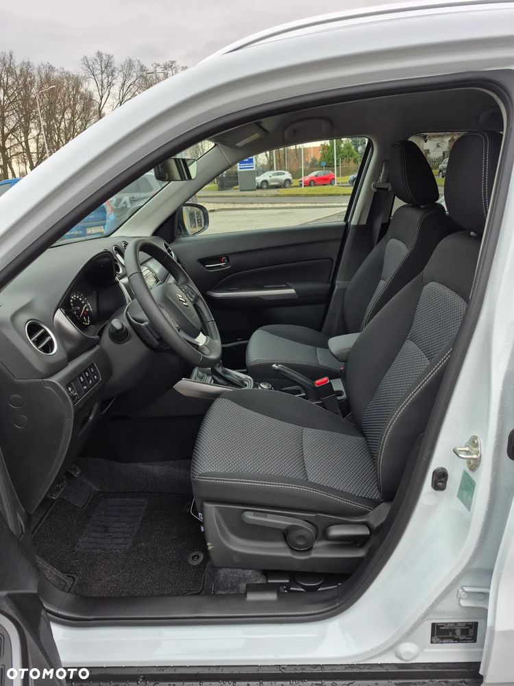 Suzuki Vitara - 12