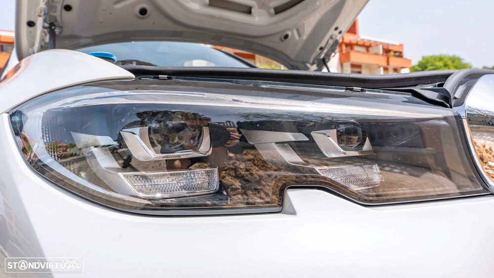 BMW 330 e Corporate Edition Auto - 13