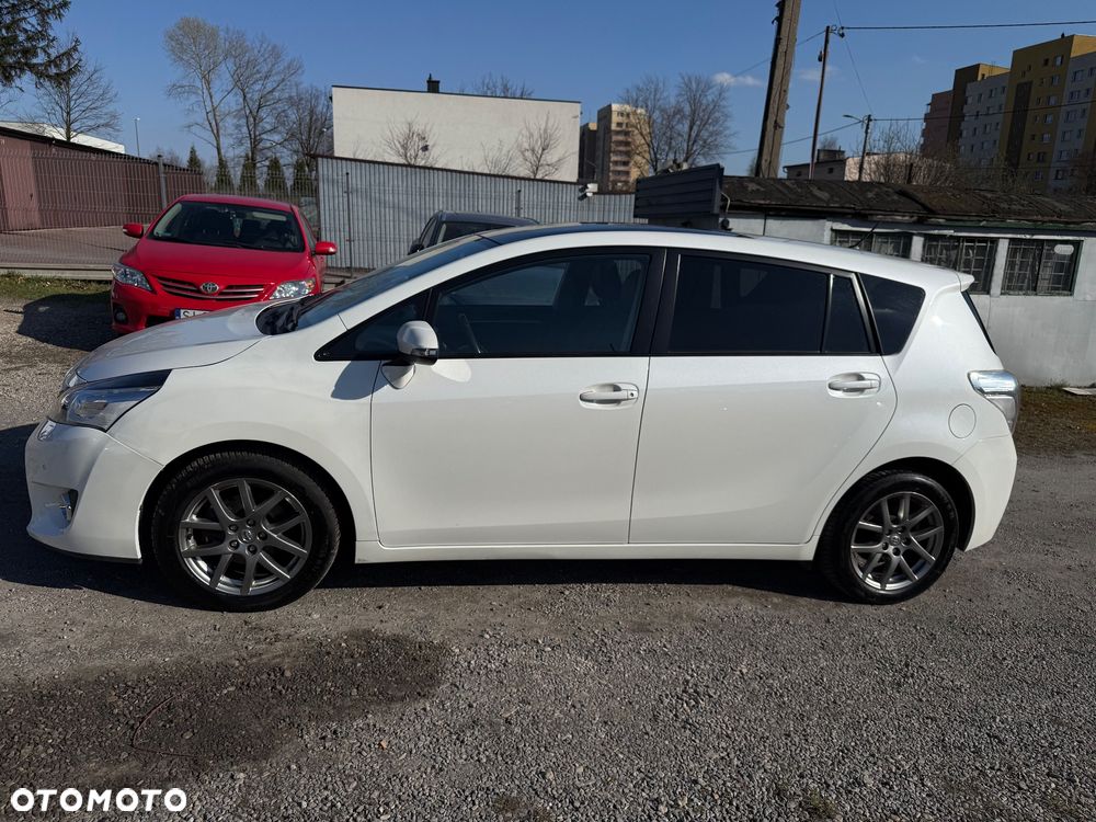 Toyota Verso 2.0 D-4D Prestige 7os - 2