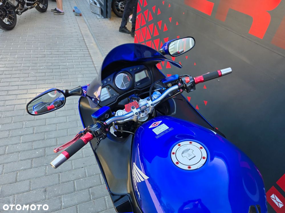 Honda CBR - 14