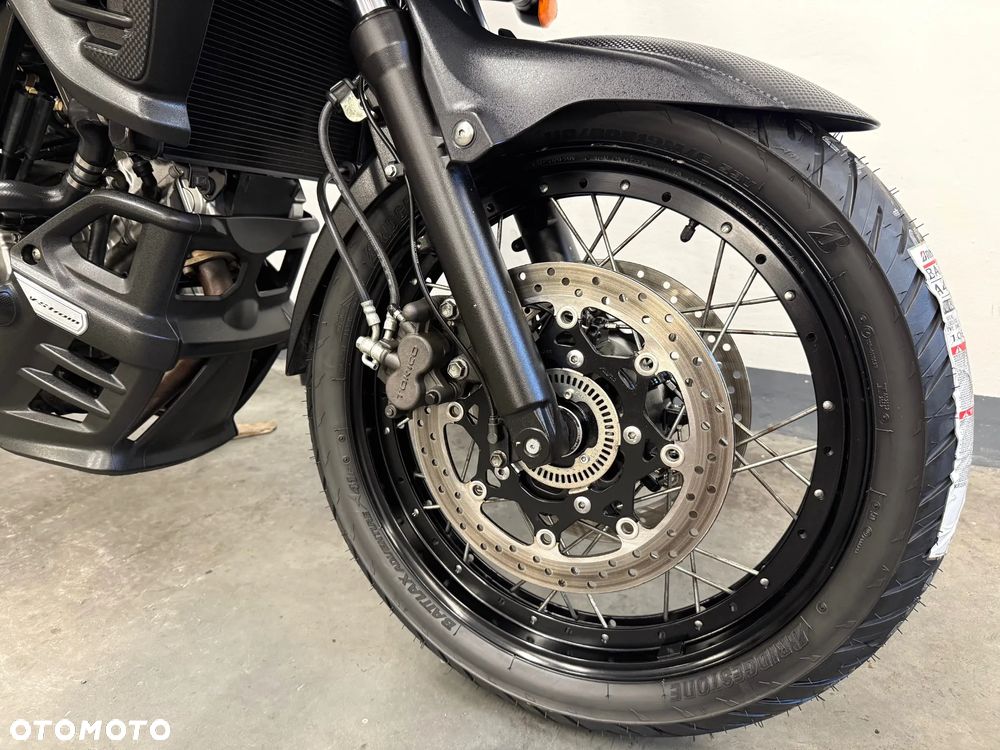 Suzuki V-STROM - 7